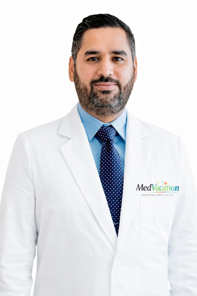Dr. Gustavo Navarro